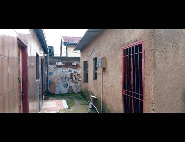 2 BEDROOM HOUSE FOR SALE IN BRAM FISCHERVILLE